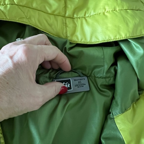 REI Jacket - Picture 3 of 11